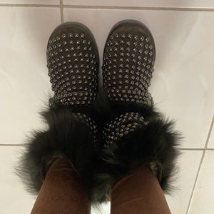 Super studded super comfy boots.